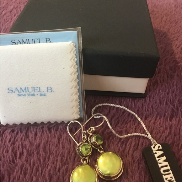 New Artisan By Samual B 925 Natural Green Mabe Pearl & Peridot Gemstones Earring - Picture 3 of 10